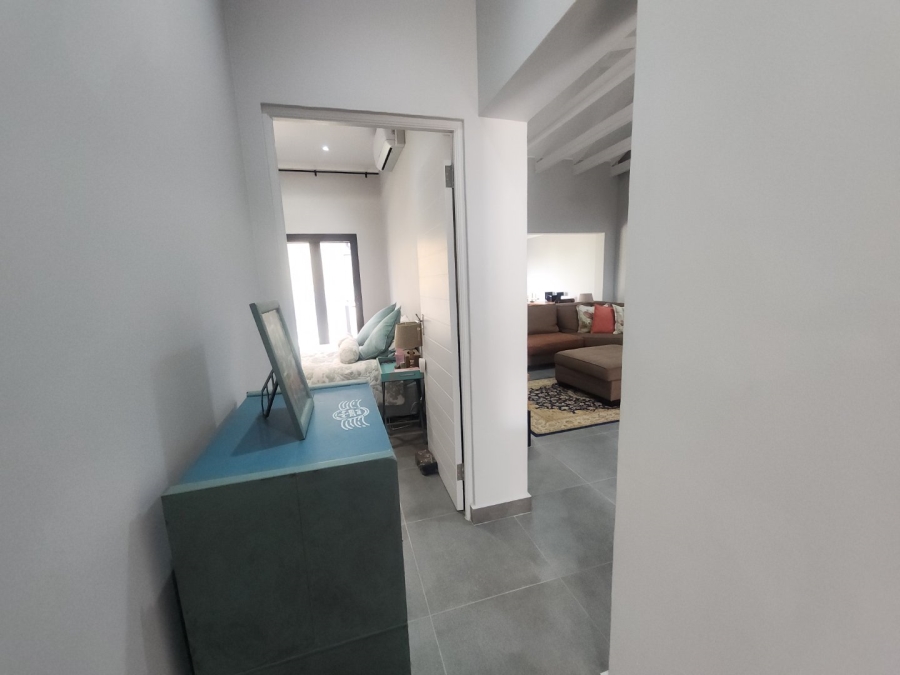 To Let 2 Bedroom Property for Rent in Ifafi North West